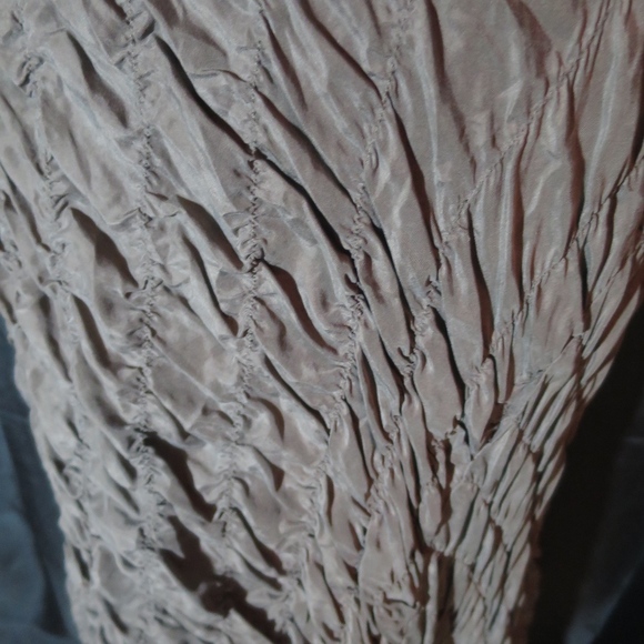 Skirt - Picture 2 of 3